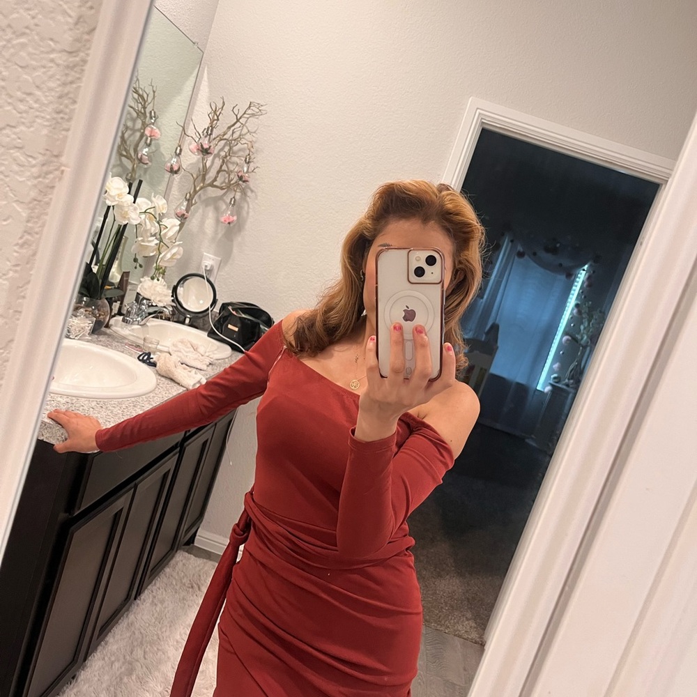Brown dress